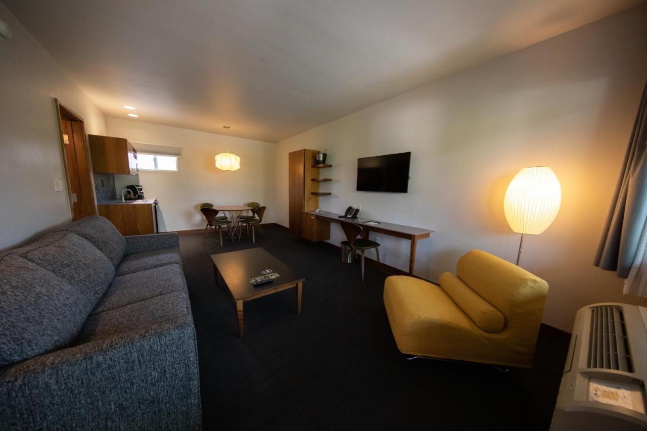 Modern Hotel Boise Ngoại thất bức ảnh