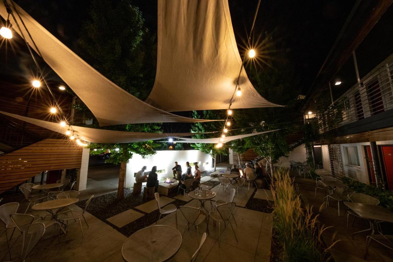 Modern Hotel Boise Ngoại thất bức ảnh